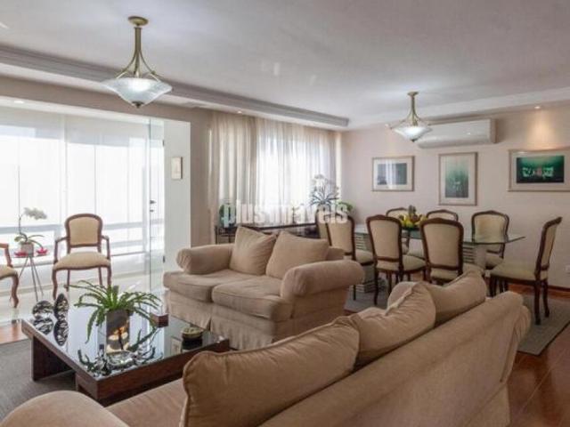 Excelente localização em rua tranquila amplo 3 dormiitórios de 119 m2AU