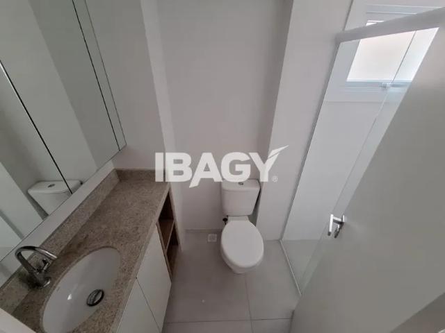 Excelente Loft 1 dormitório s em Pantanal Florianópolis