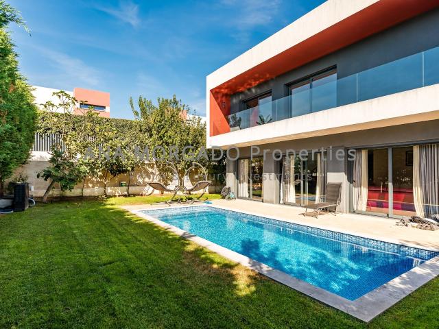 Excelente moradia T4 com piscina e jardim, na Quinta da Azenha, Albarraque, Sintra arrendamento
