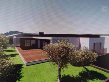 Excelente moradia T4 na na zona das Cortes / Leiria