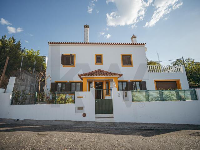 Excelente moradia T5 com certificação energética A, entre o conforto moderno e a alma alentejana