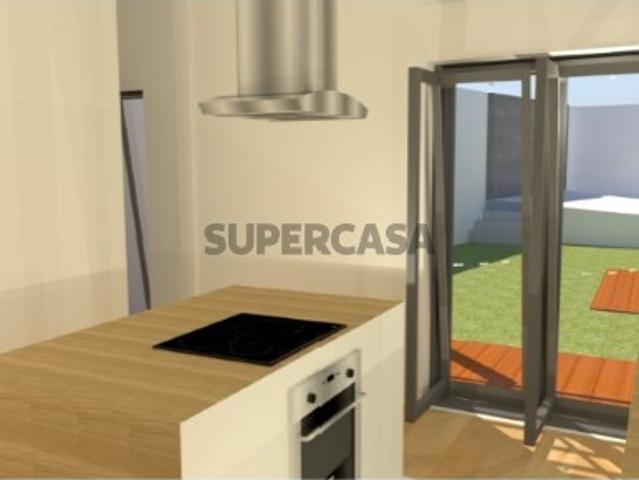 EXCELENTE MORADIA T5 COMPLETAMENTE RENOVADA EM RAMALDE