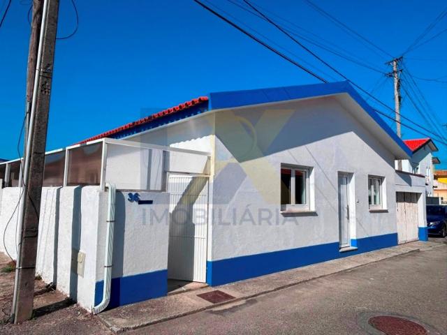 Excelente Moradia Térrea T2+1 com quintal, muito bem localizado na Gafanha da Nazaré!