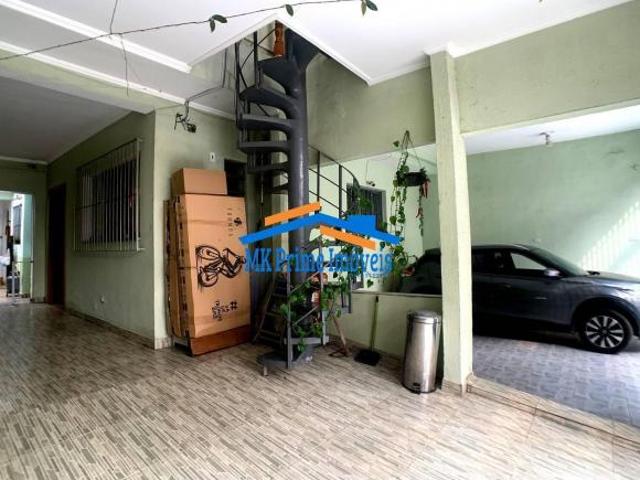 Excelente Sobrado 3 Quartos sendo 1 Suíte 4 Vagas com Móveis Planejados
