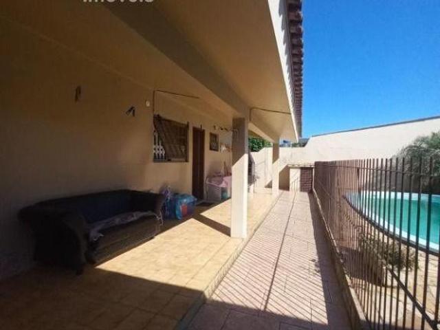 Excelente sobrado à venda, 290 m² por R$ 980.000,00 Vila Princesa Izabel Cachoeirinha/RS