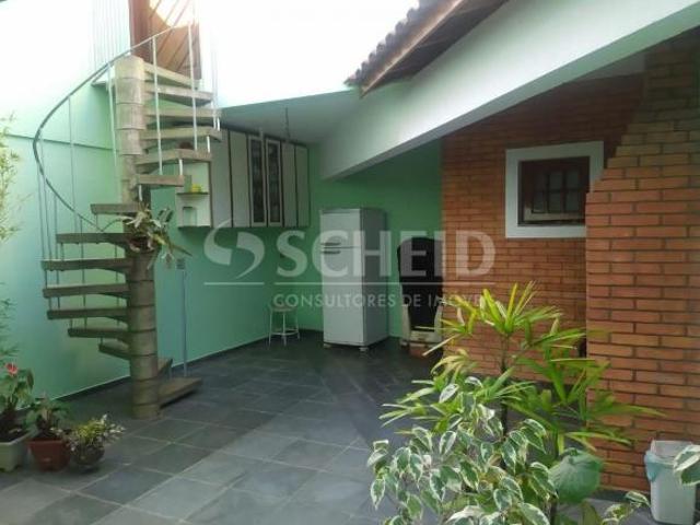 Excelente sobrado com 3 dorms 1 suíte, 2 salas, 4 banheiros, 4 vagas,196,00m