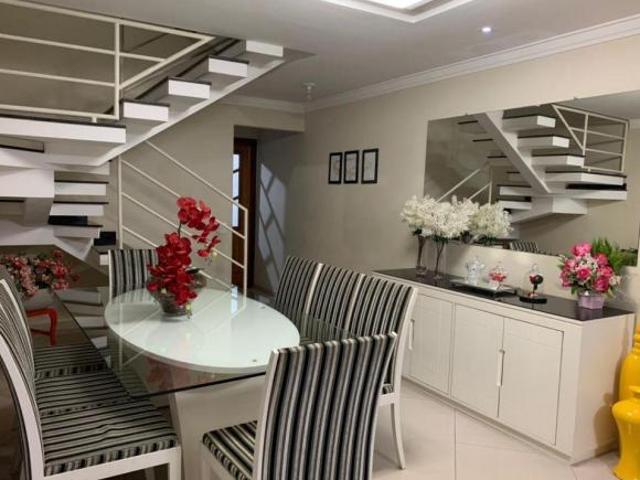 Excelente Sobrado com 4 dormitórios à venda, 206 m² por R$ 1.050.000 Jardim Santa Mena Guarulhos