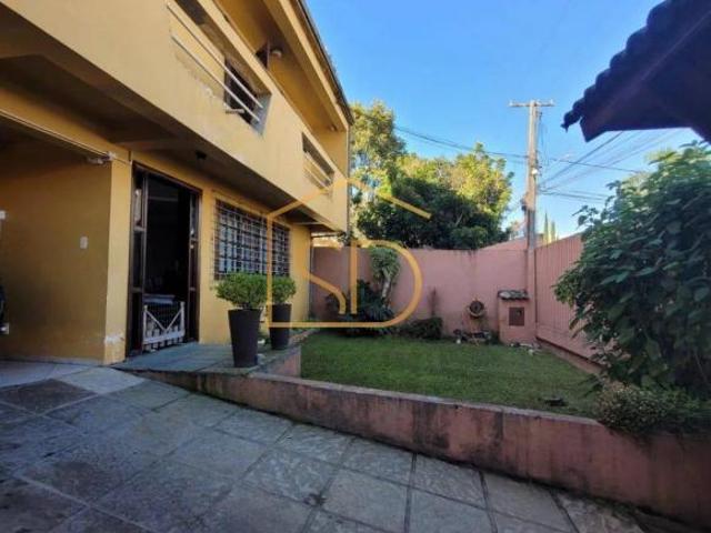 Excelente Sobrado com 4 quartos sendo 2 suítes, 200m², à venda em São José dos Pinhais, Aristocrata