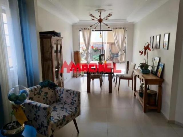 EXCELENTE SOBRADO COM OTIMO ACABAMENTO COM AREA GOURMET NUM BAIRRO SUPER VALORIZADO