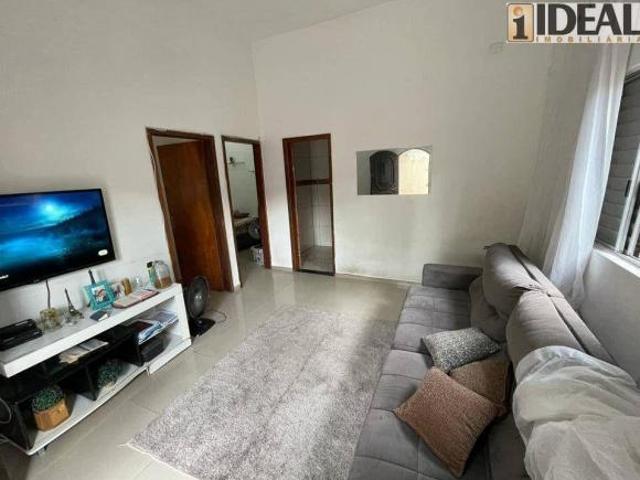 Excelente sobrado, com sala 02 ambientes,02 quartos, ótima cozinha, amplo espaço gourmet na parte