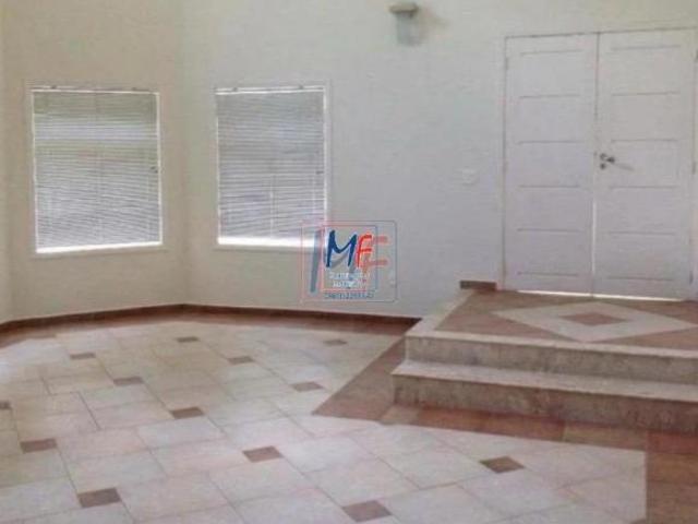 Excelente sobrado cond. fechado em Vinhedo SP, 300 m² a.c 507 m² terreno, 4 quartos 2 suítes, c