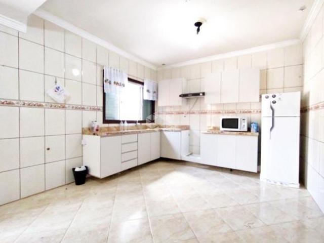 Excelente Sobrado de 152m² privativos com 03 Dormitórios e 01 suite no Bairro Ha