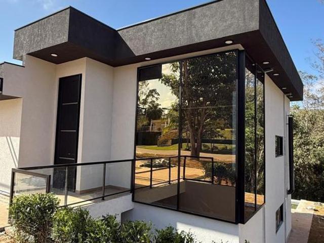 Excelente Sobrado R$ 1.890.000,00 920m2 terreno 425m2 área construída Interlagos Sul / Fazenda d