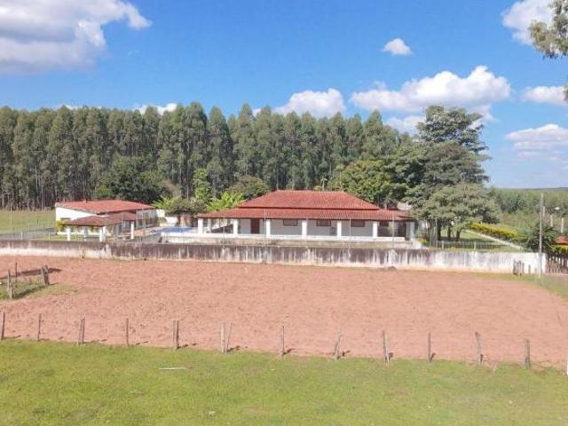 Excelente Sitio 10 alq. Montado escritura