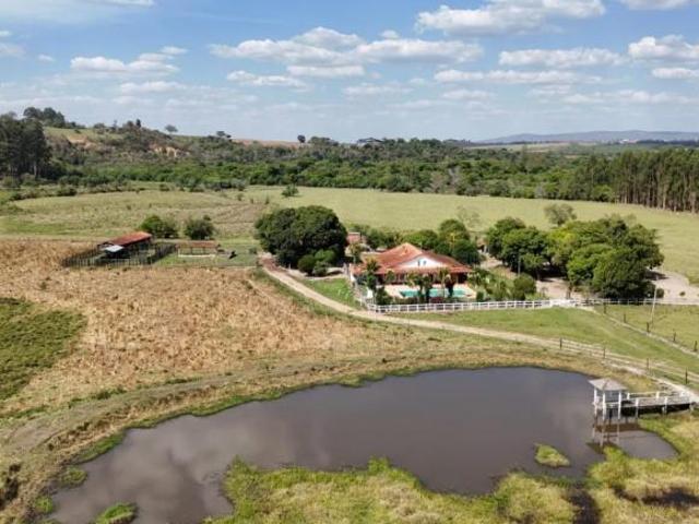 EXCELENTE SÍTIO A VENDA EM TATUÍ SP* ? Formação: Pecuária e Agricultura Área Total: 73,5 Hecta