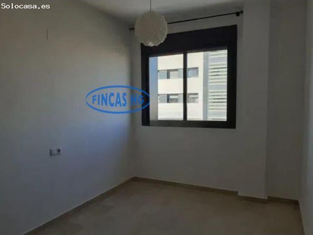 Excelente piso con piscina y garaje en Vistahermosa