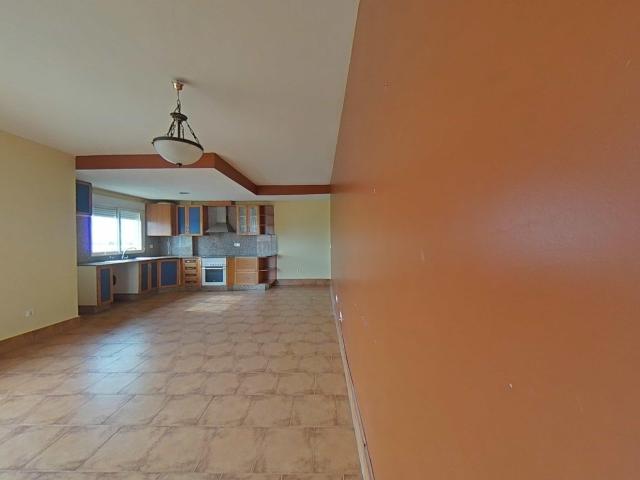 Excelente piso en Avileses: 3 dormitorios y 2 baños
