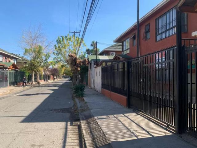 Excelente propiedad en venta en barrio el rosal | 3 dormitorios por 3850.00 en Maipú