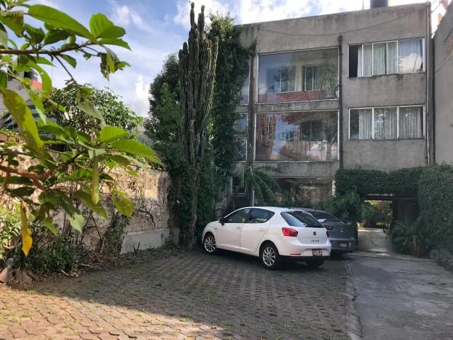 EXCELENTE PROPIEDAD PARA CONSTRUIR DEPARTAMENTOS O INICIAR UN NEGOCIO