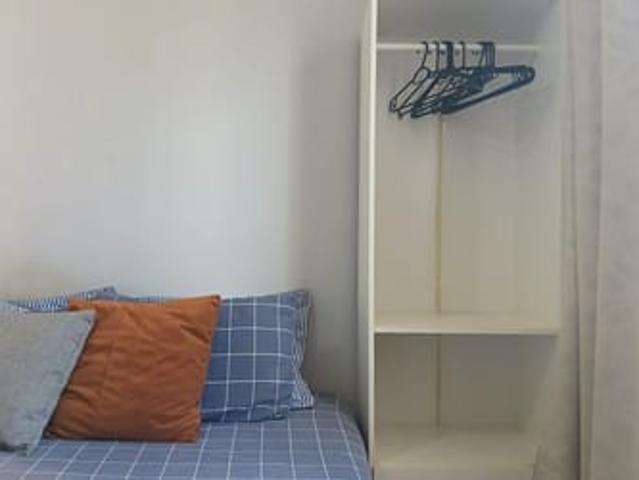 Excelente Quarto com vaga de garagem ao lado da UFMS