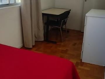 Excelente quarto individual na Savassi