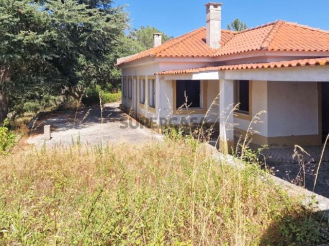 Excelente Quinta em Vila Franca de Xira com Vista Rio