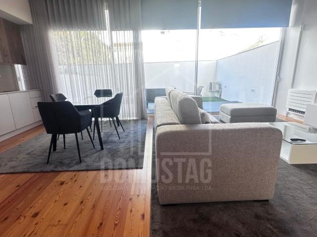 EXCELENTE T1 EM MEZANINO COM TERRAÇO DE 50 m² CENTRO DE AVEIRO