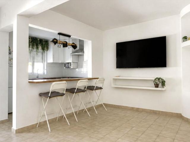 Excelente T1 Pronto a Habitar a 500 metros da Rua da Oura 58m² Albufeira e Olhos de Água