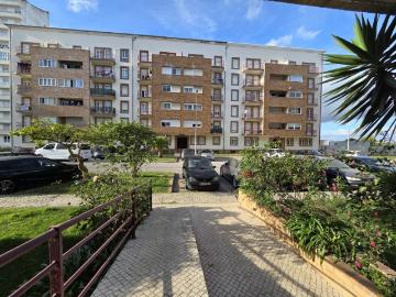 Excelente T3 DUPLEX Garagem Parcialmente Remodelado