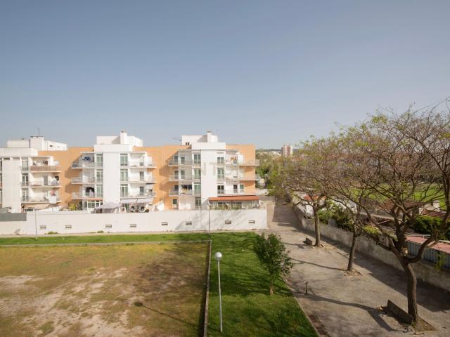 Excelente T3 em Vialonga – Conforto, Espaço e Localização