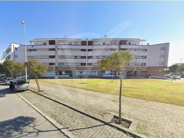 Excelente T3 na Póvoa de Varzim com 2 Garagens Fechadas