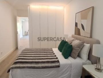 Apartamento T3 Remodelado em Benfica Junto ao Metro e Colombo