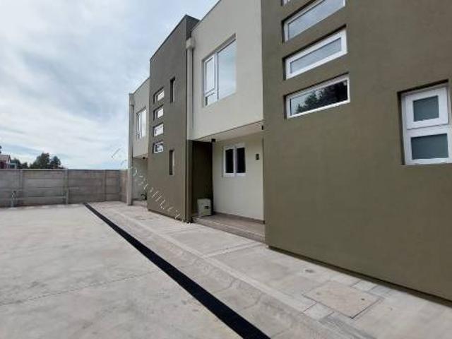 Excelente Townhouse, Paradero 28, 100mt2, 2 estacionamientos