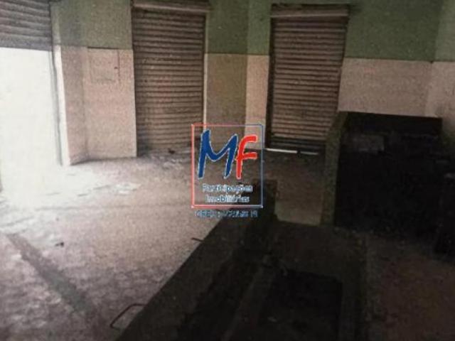 Excelente terreno V. Nova Savoia, 324 m², 200 m² a.c com 2 salões comerciais e 1 residência. Prox