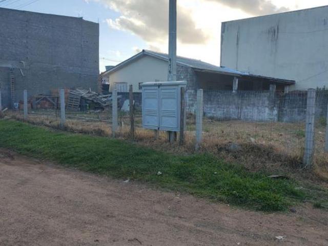 Excelente terreno com 2 casas