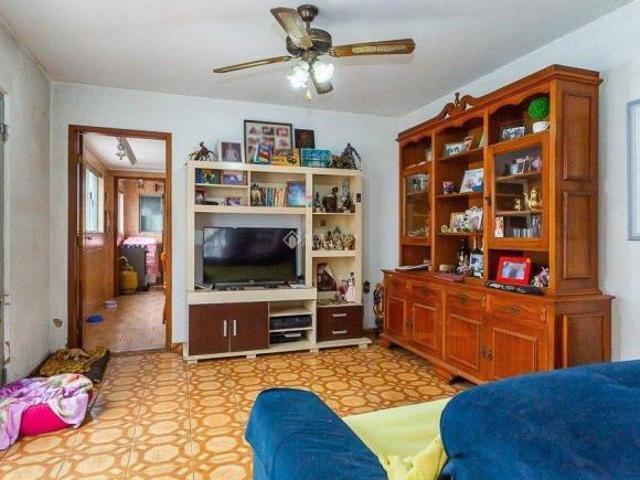 Excelente terreno com 2 casas individuais no bairro Medianeira