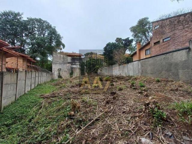 EXCELENTE TERRENO COM 570 M