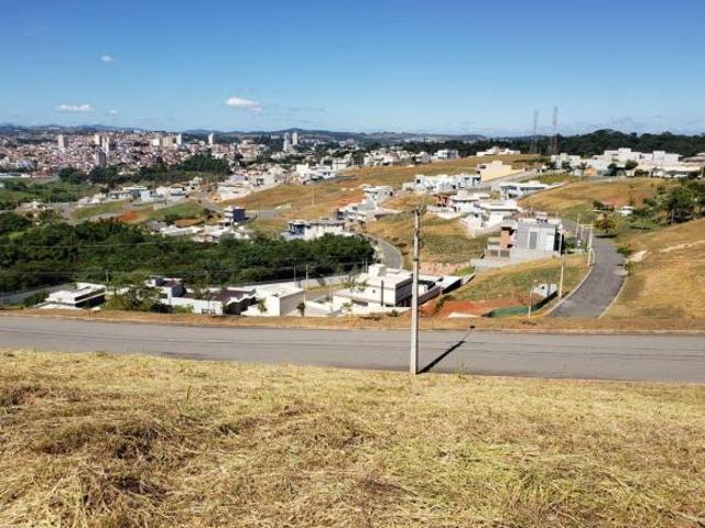Excelente terreno Condomínio Villa Real!