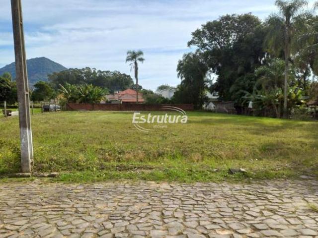Excelente terreno de 572m² em Santos Anjos