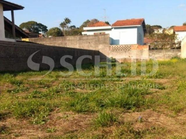 Excelente Terreno de 712m2, todo plano em localização ótima na Zona Sul