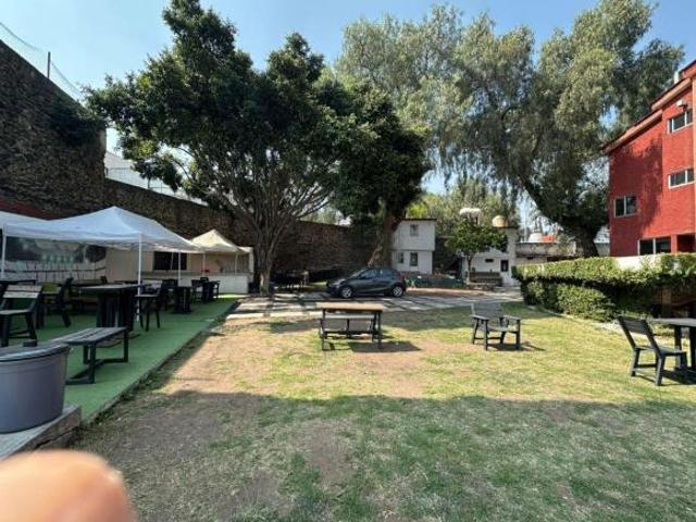 Excelente terreno de 2,600m2 y construcción de 450m2