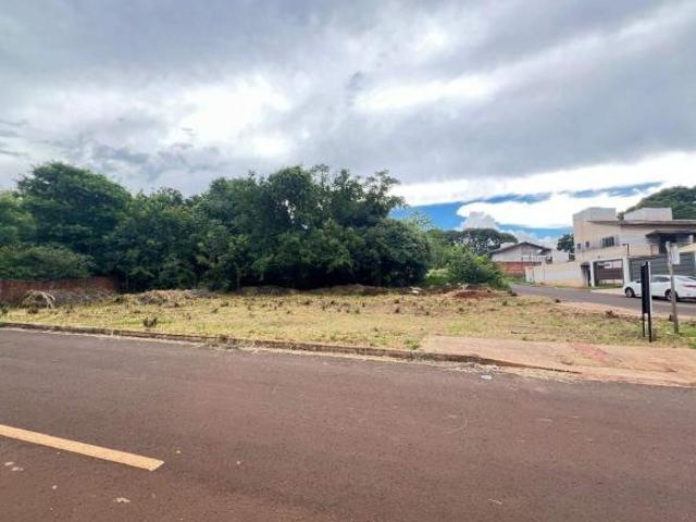 Excelente Terreno de Esquina na Avenida Bom Pastor!