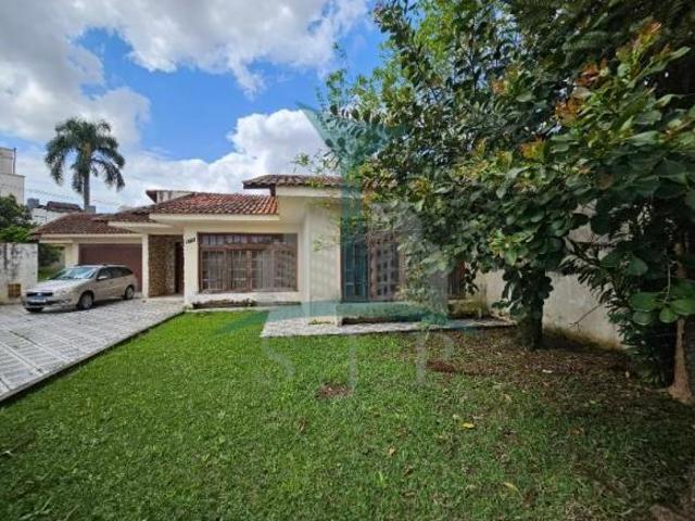 Excelente terreno de esquina para construção de residência e comércio