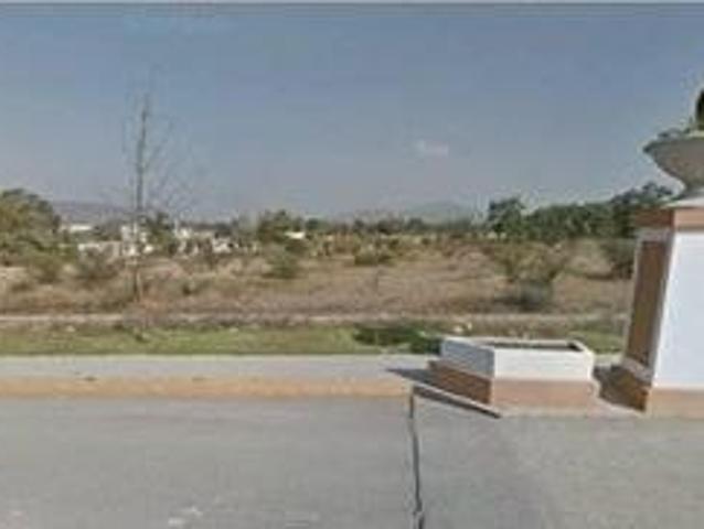 EXCELENTE TERRENO EN VENTA Uso de suelo multiple UBICADO EN HUEHUETOCA ESTADO DE MEXICO