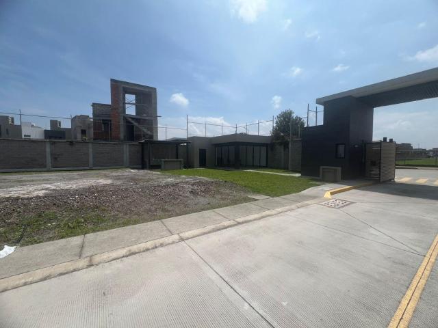 Excelente Terreno En Venta Dentro de Fraccionamiento Residencial En Toluca