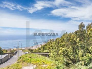 Excelente terreno Funchal Vista Baía Projeto aprovado para aldeamento turístico