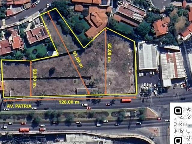 Excelente Terreno Habitacional Mixto en Zona Premium de Zapopan