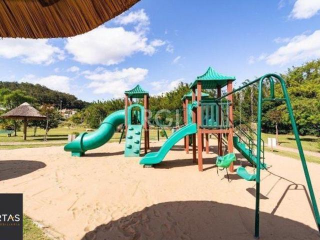Excelente terreno no Alphaville condomínio Veneto. Possui 489,27m2 de área priv