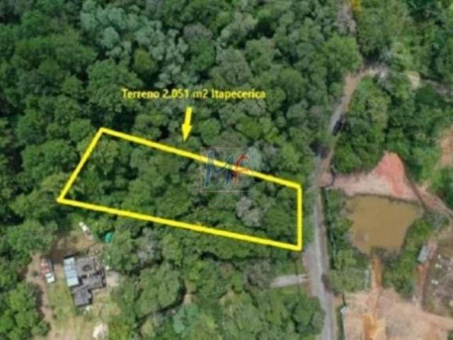 Excelente terreno no bairro Lagoa da Prata, em Itapecerica da Serra, com 2051 m² a.t nas proximida