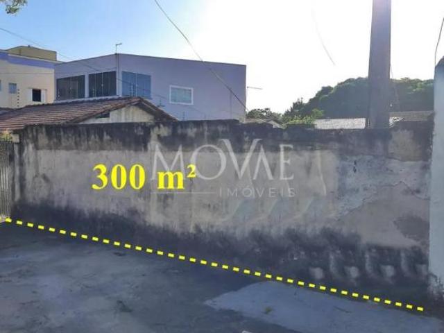 Terreno de 300m² | 10x30m | Projeto Aprovado | 390m² de Construção Projetada | Habite se Industrial